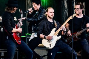 Lire la suite à propos de l’article Begendary Music Band